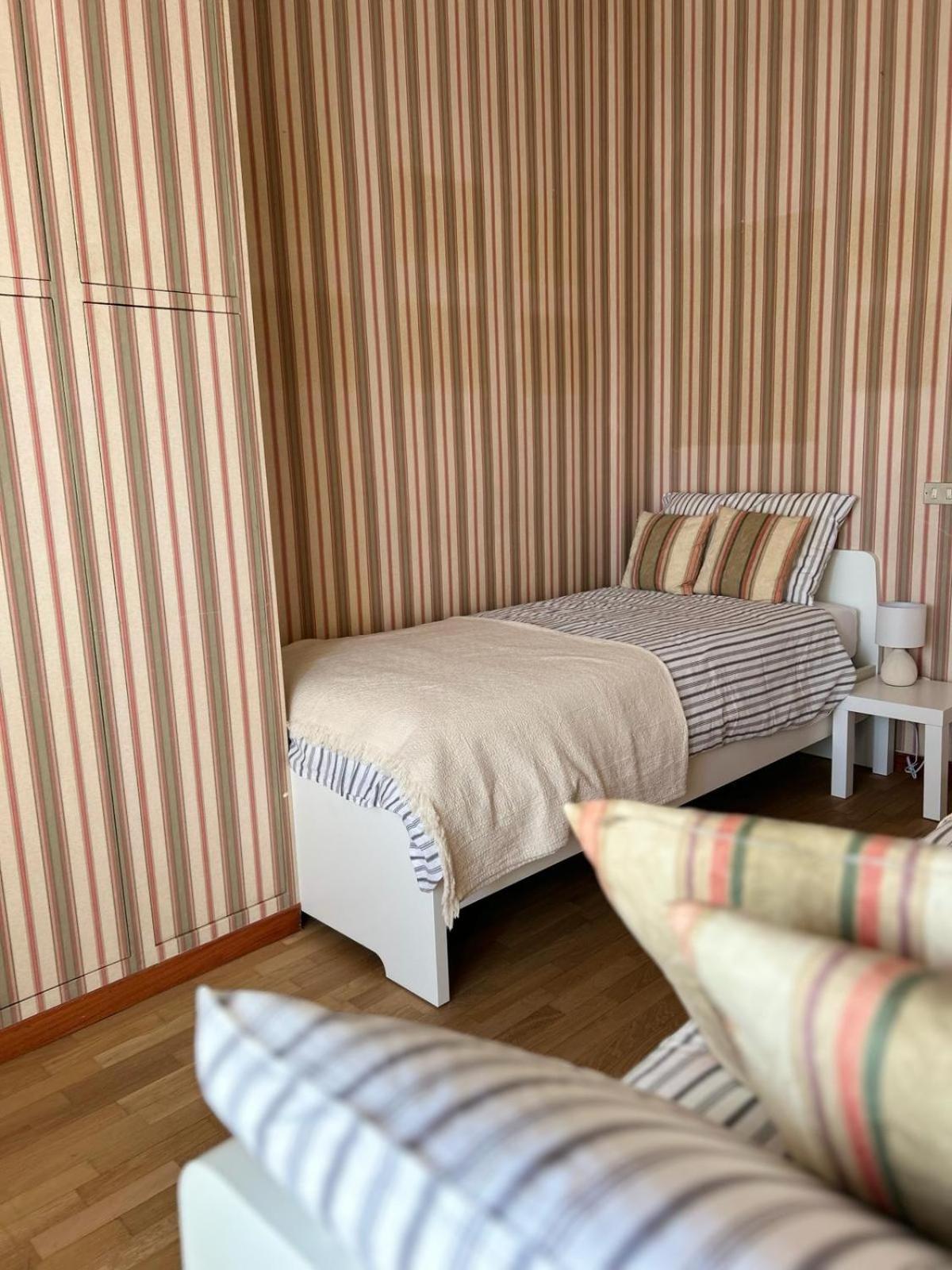 Front Beach Apartment - 3 Bedrooms Bari Exterior foto